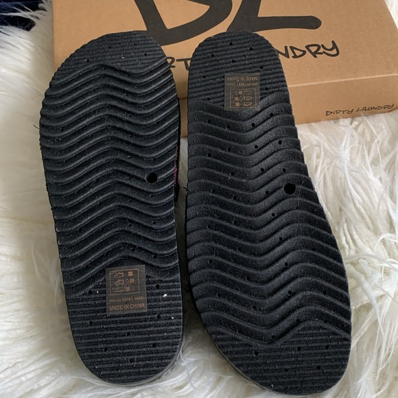 🌻DIRTY LAUNDRY CROCHET SANDALS🌻 - Picture 4 of 5